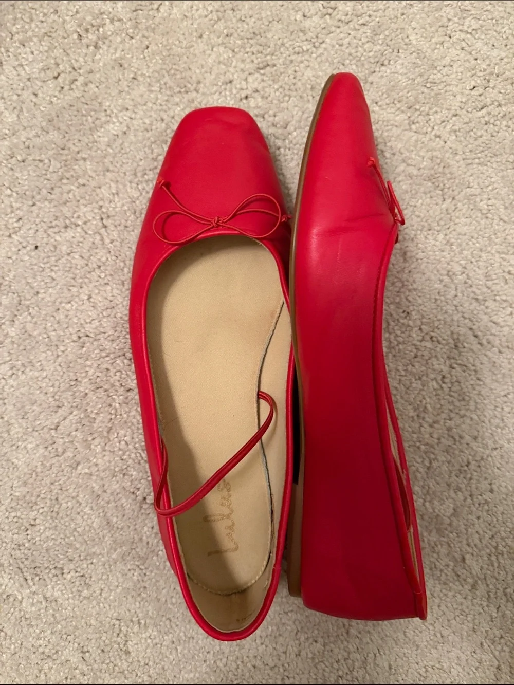 Lulu's Bright Red Square-Toe Ballet Flats with Bow